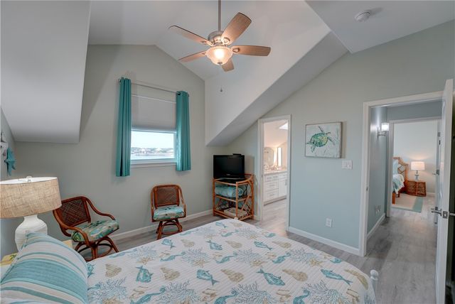 71 Nassau Dr 405, Rockport, TX 78382