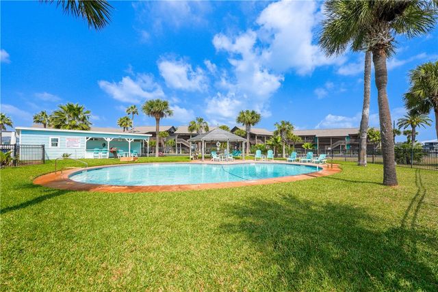 71 Nassau Dr 405, Rockport, TX 78382