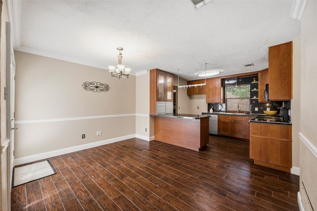 2713 Riviera Drive, Garland, TX 75040