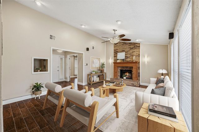 2713 Riviera Drive, Garland, TX 75040