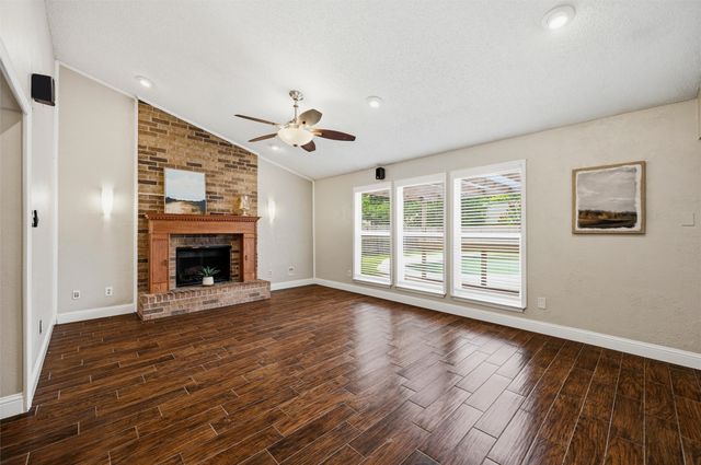 2713 Riviera Drive, Garland, TX 75040