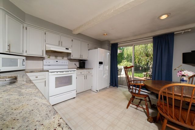 11 Fletcher Street, Plainville, MA 02762