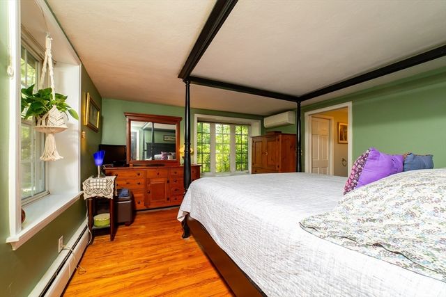 11 Fletcher Street, Plainville, MA 02762