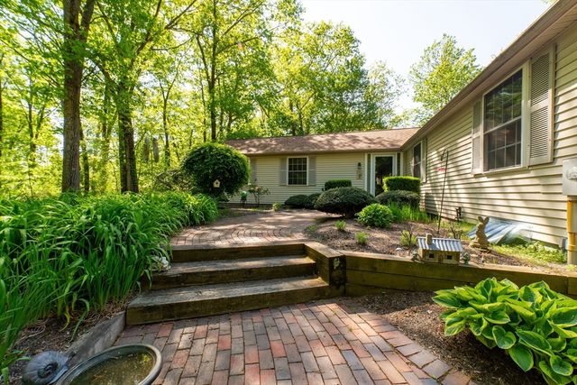 11 Fletcher Street, Plainville, MA 02762
