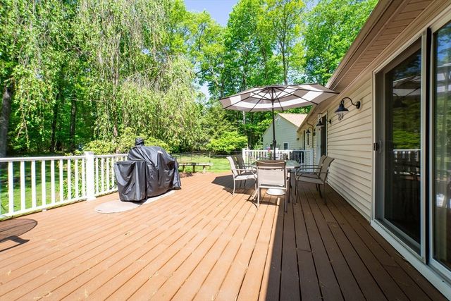11 Fletcher Street, Plainville, MA 02762