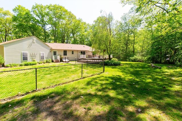 11 Fletcher Street, Plainville, MA 02762