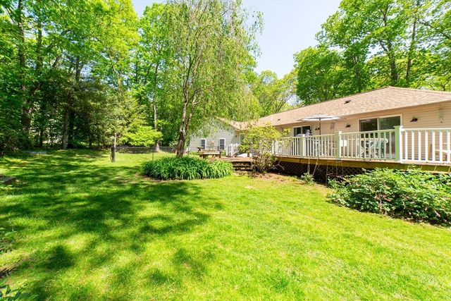 11 Fletcher Street, Plainville, MA 02762