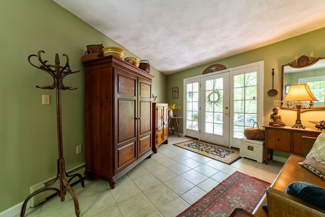 11 Fletcher Street, Plainville, MA 02762