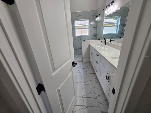 6548 NW 109TH PLACE, Alachua, FL 32615