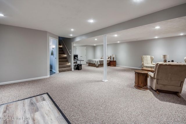 416 Arlington Meadows Dr, Fisherville, KY 40023