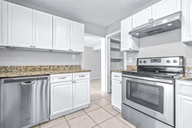 2524 KIWANIS AVENUE, Lakeland, FL 33801