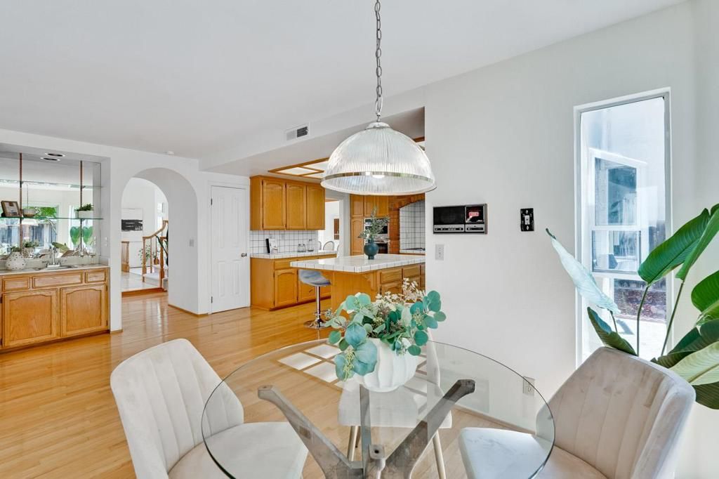 Image 19 of property listing at 913 Galindo Court, Milpitas, CA 95035