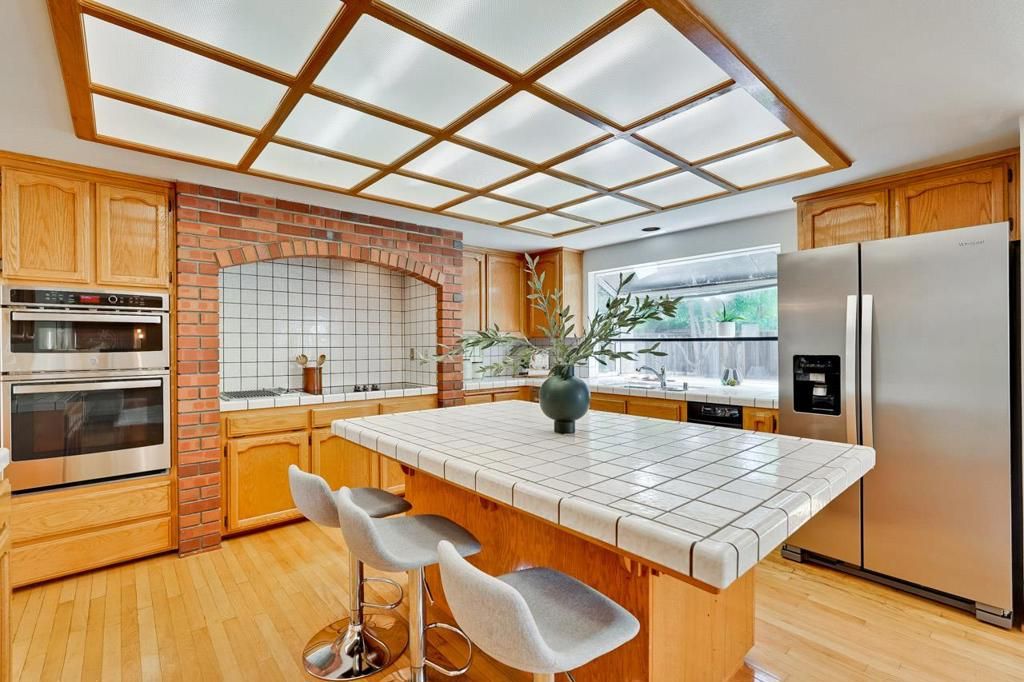 Image 23 of property listing at 913 Galindo Court, Milpitas, CA 95035