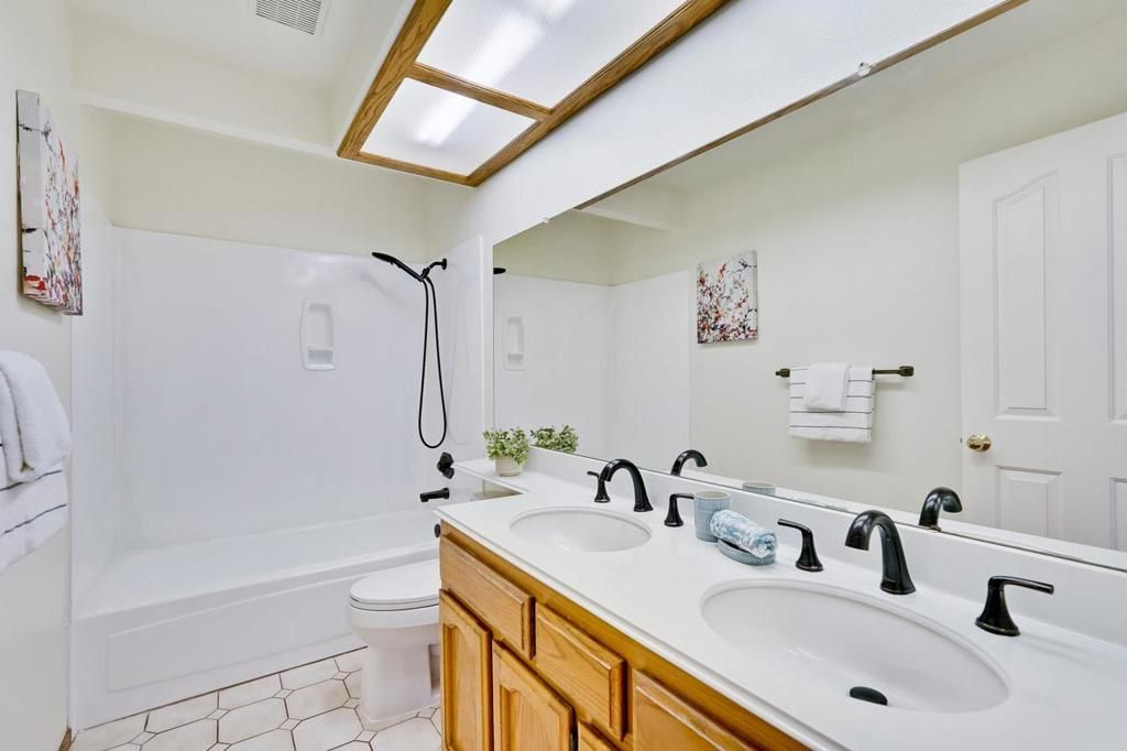 Image 46 of property listing at 913 Galindo Court, Milpitas, CA 95035