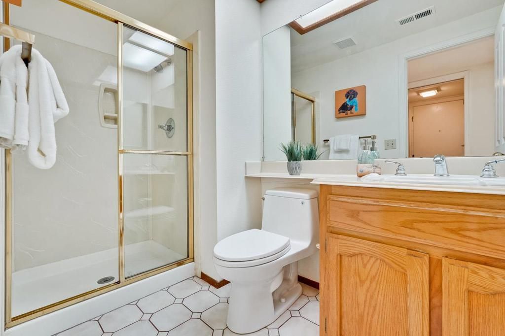 Image 56 of property listing at 913 Galindo Court, Milpitas, CA 95035