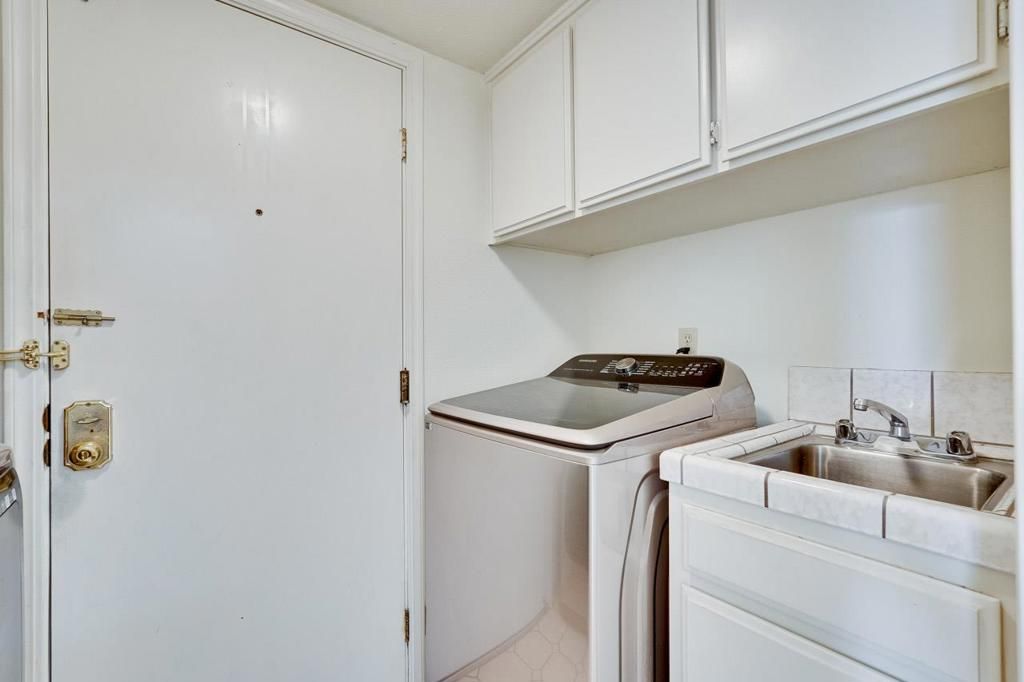 Image 58 of property listing at 913 Galindo Court, Milpitas, CA 95035