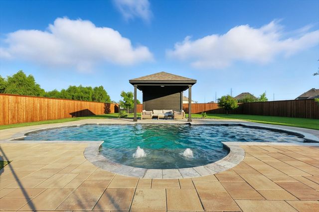 298 Auburn Hills Drive, Sunnyvale, TX 75182