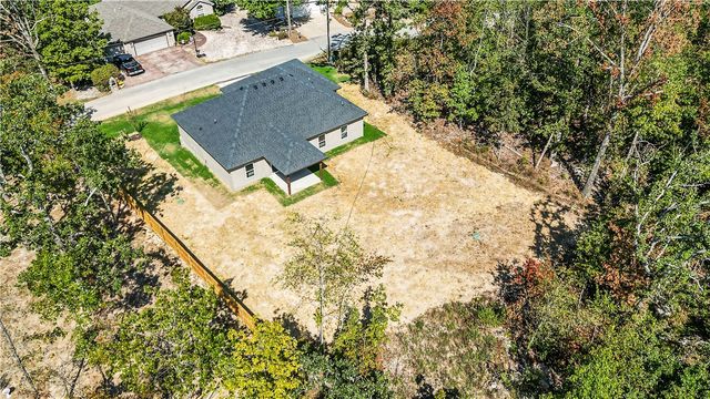 9 Cromarty Drive, Bella Vista, AR 72715