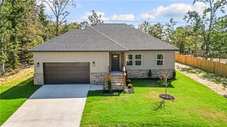 9 Cromarty Drive, Bella Vista, AR 72715