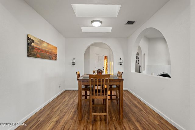 4260 N Paseo De Los Rancheros, Tucson, AZ 85745