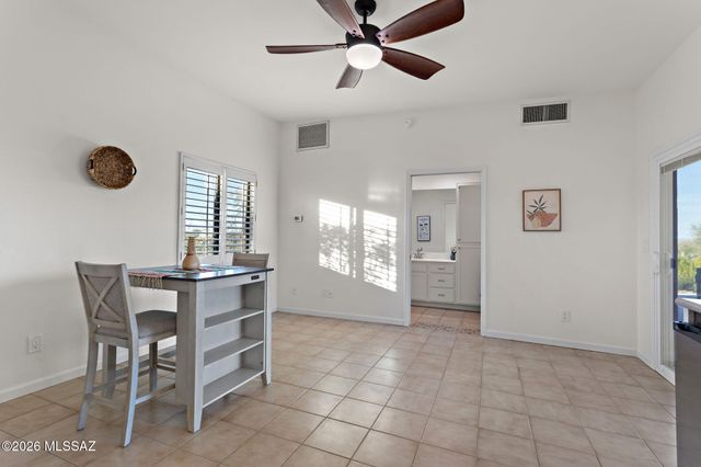 4260 N Paseo De Los Rancheros, Tucson, AZ 85745