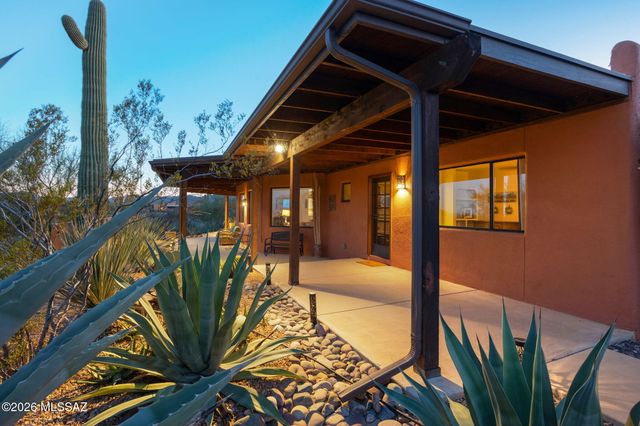 4260 N Paseo De Los Rancheros, Tucson, AZ 85745