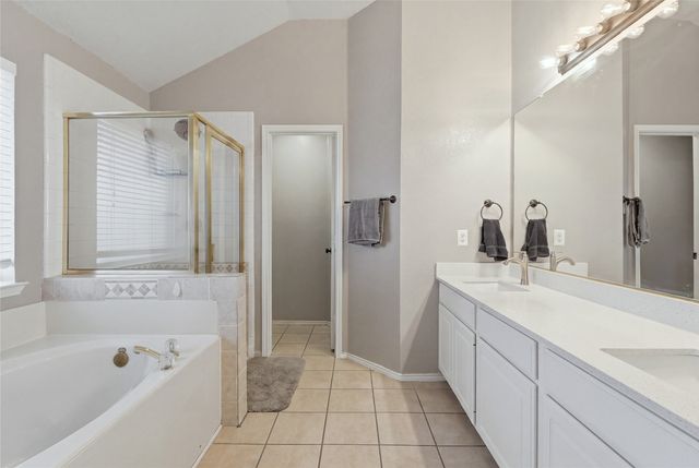 2704 Oak Creek, Mesquite, TX 75181