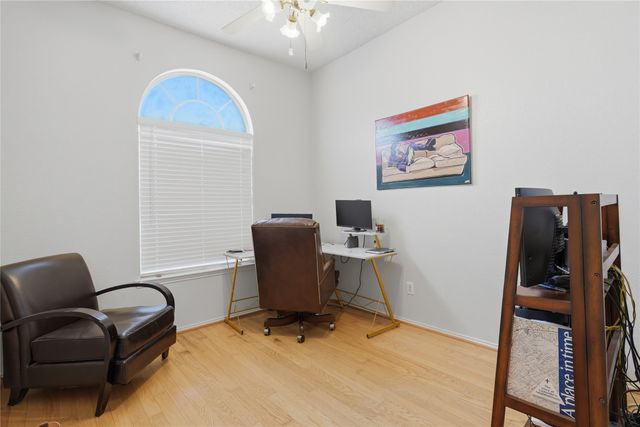 2704 Oak Creek, Mesquite, TX 75181