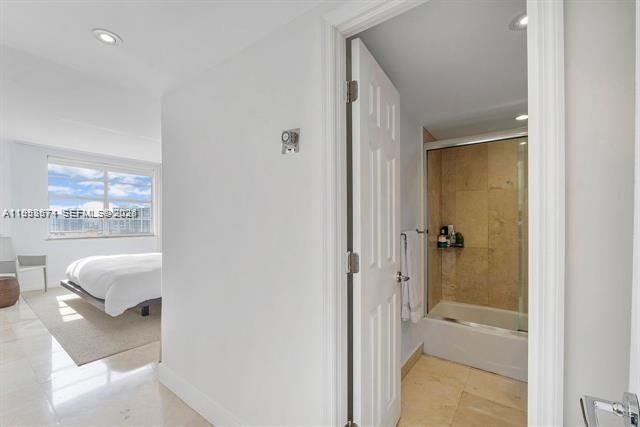 1985 S Ocean Dr 19A, Hallandale Beach, FL 33009