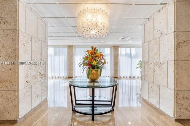 1985 S Ocean Dr 19A, Hallandale Beach, FL 33009