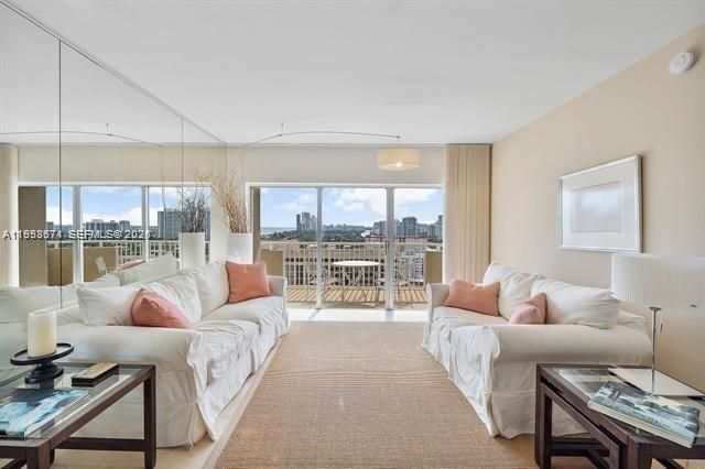 1985 S Ocean Dr 19A, Hallandale Beach, FL 33009