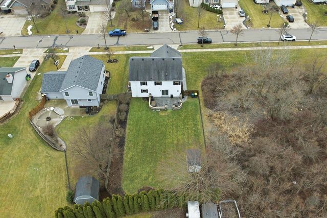 900 E Randy ROAD, Oak Creek, WI 53154