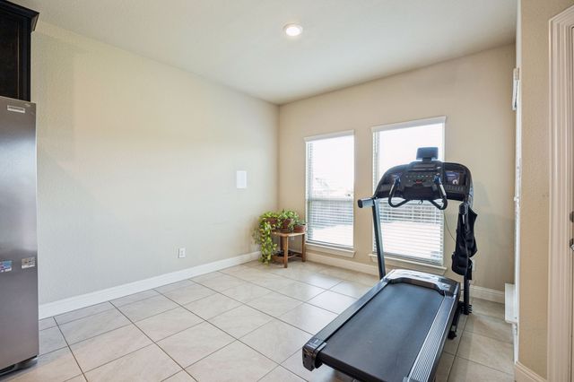 540 Winnetka Drive, Oak Point, TX 75068