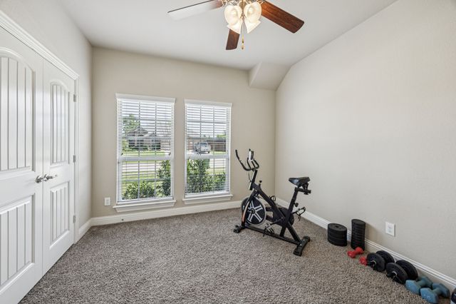 540 Winnetka Drive, Oak Point, TX 75068