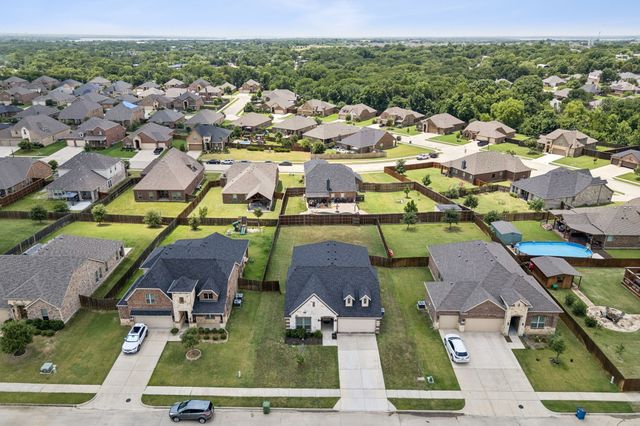 540 Winnetka Drive, Oak Point, TX 75068