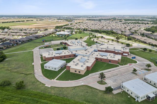 540 Winnetka Drive, Oak Point, TX 75068