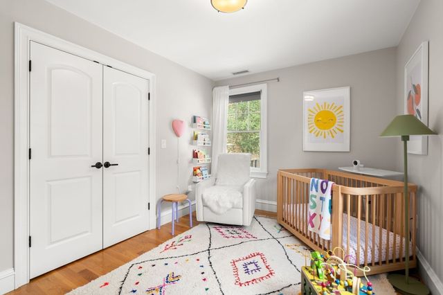 95 Green St 2, Boston, MA 02130