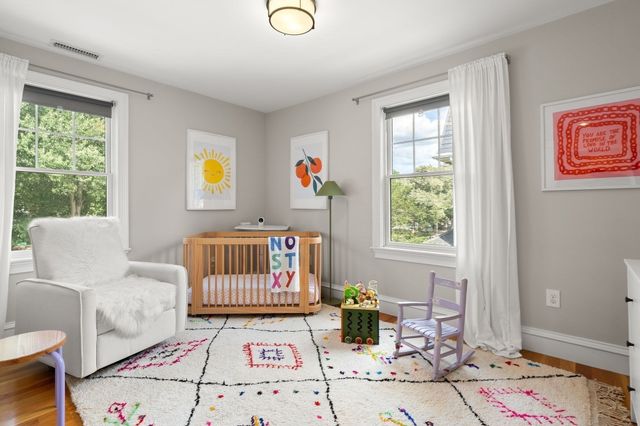 95 Green St 2, Boston, MA 02130