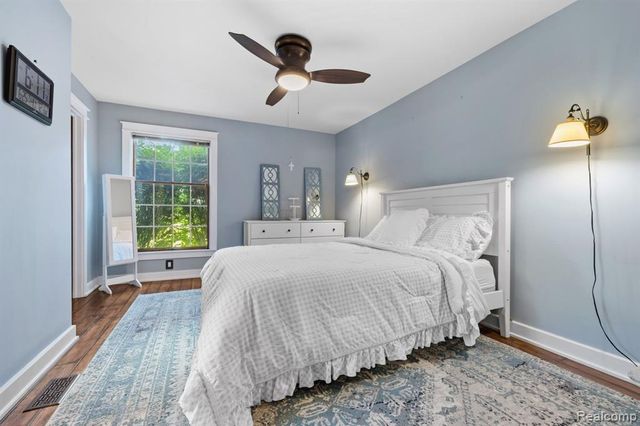5010 Mallards Landing, Highland, MI 48357