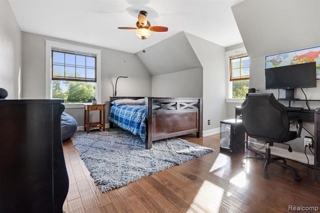 5010 Mallards Landing, Highland, MI 48357