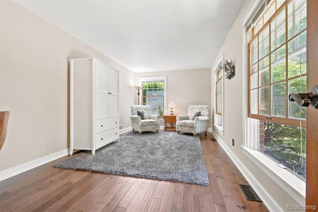 5010 Mallards Landing, Highland, MI 48357