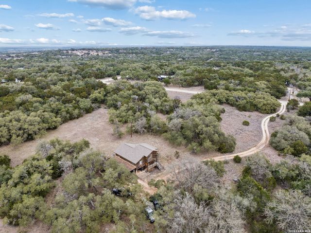 1398 Lazy Forest, New Braunfels, TX 78132