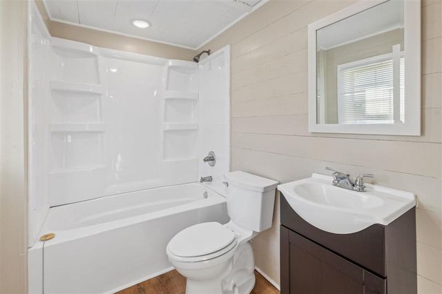 3217 Deaton Street, Lake Charles, LA 70601