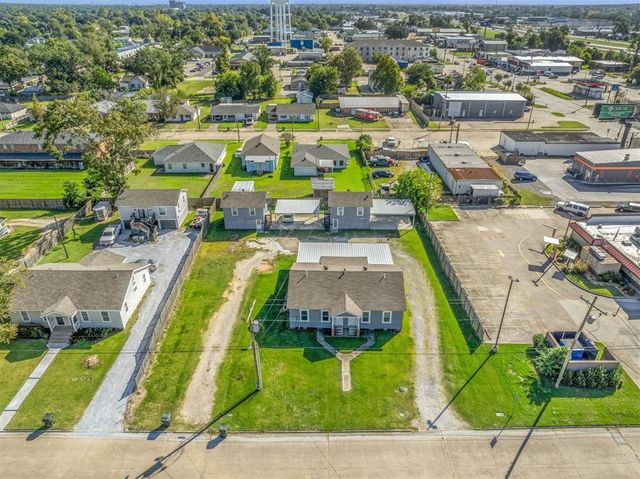 3217 Deaton Street, Lake Charles, LA 70601