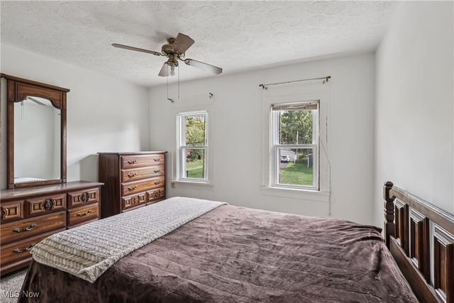 1674 Betz Drive, Akron, OH 44306