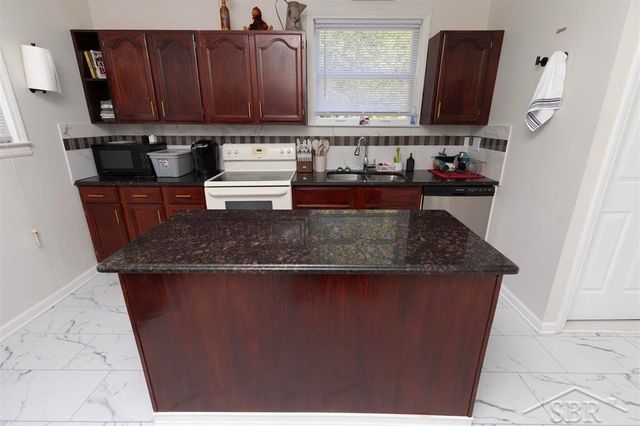 1108 N Linn Street, Bay City, MI 48706