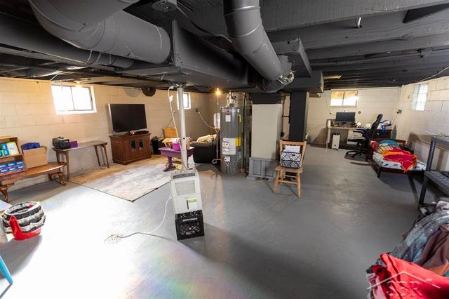 1108 N Linn Street, Bay City, MI 48706