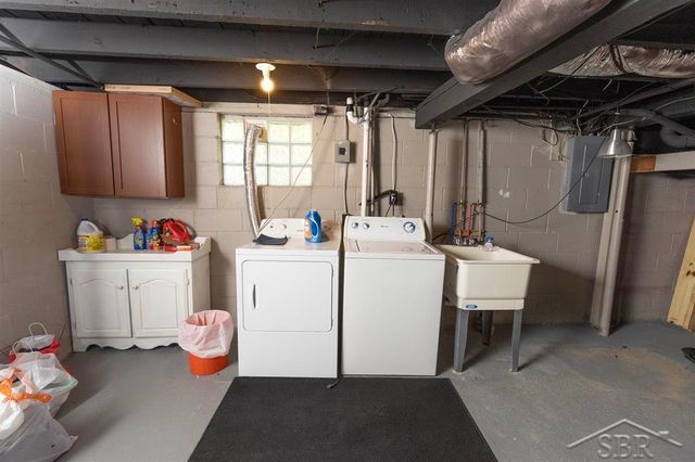 1108 N Linn Street, Bay City, MI 48706