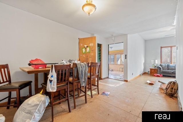 910 2nd Avenue, Plattsmouth, NE 68048