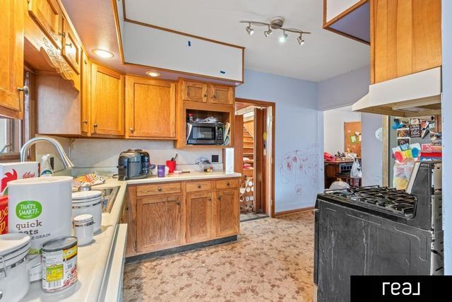 910 2nd Avenue, Plattsmouth, NE 68048